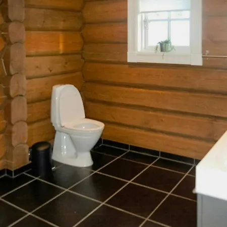Semesterbostad Log By Mostertoppen Stadium Øyer