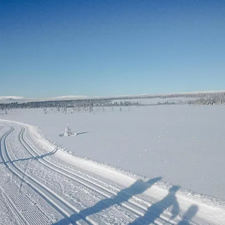 Semesterbostad Log By Mostertoppen Stadium
