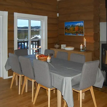 Log By Mostertoppen Stadium